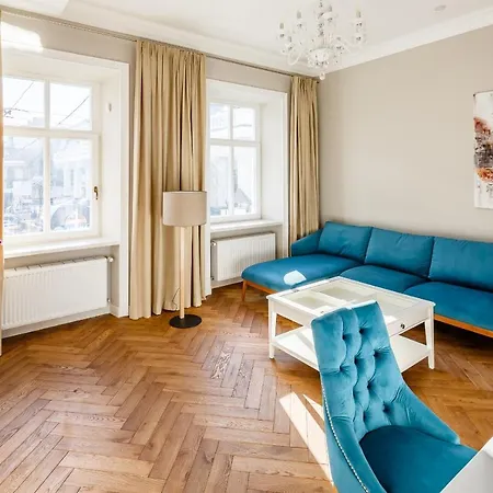 Palace View - 24 Kopernyka Str. Λβιβ