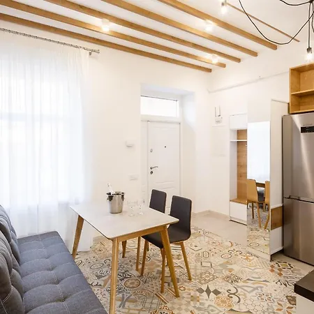 Palace View - 24 Kopernyka Str. * לבוב