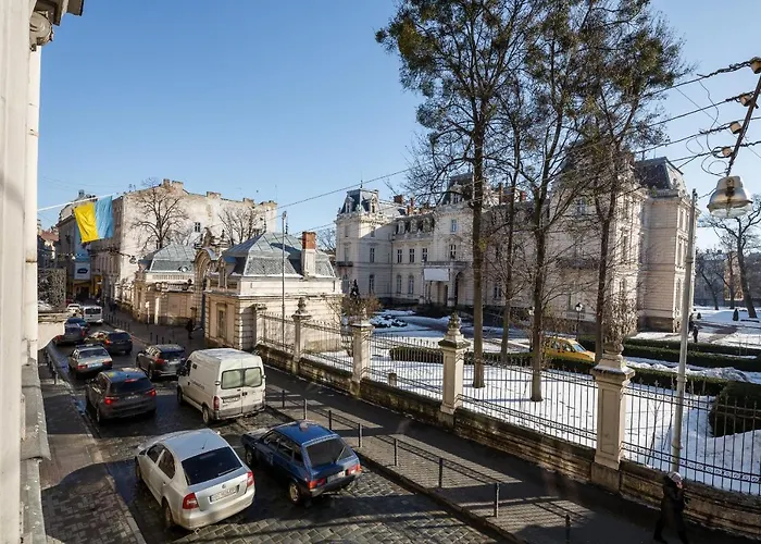 Palace View - 24 Kopernyka Str. Львов